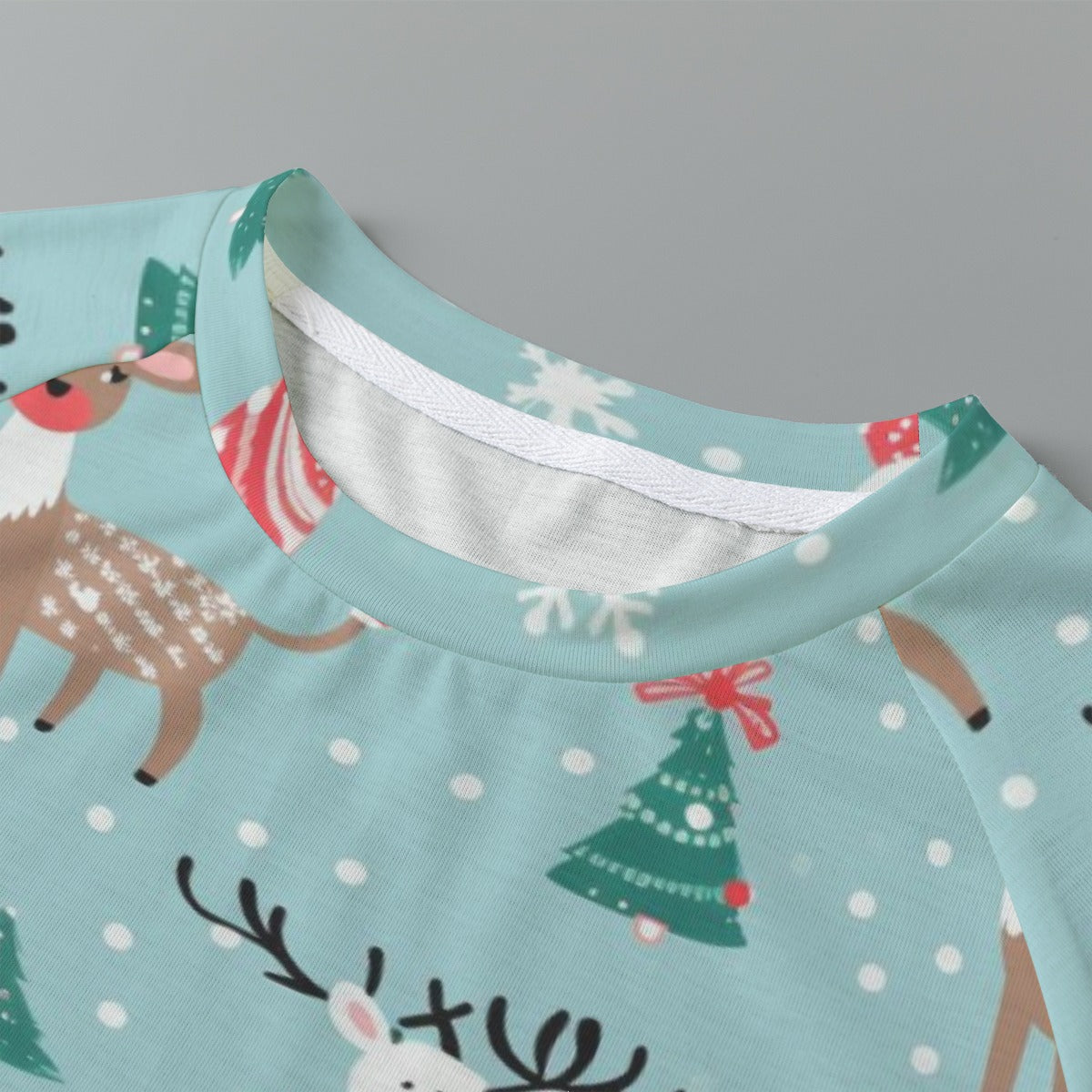 Eco-friendly  All-Over Print Women's cropped Raglan T-shirt With Short Sleeve