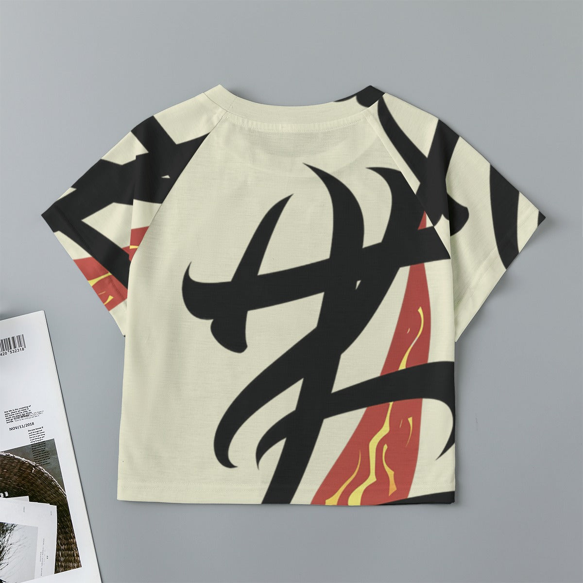 Eco-friendly  All-Over Print Women's cropped Raglan T-shirt With Short Sleeve