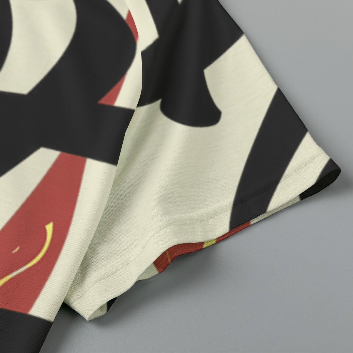 Eco-friendly  All-Over Print Women's cropped Raglan T-shirt With Short Sleeve