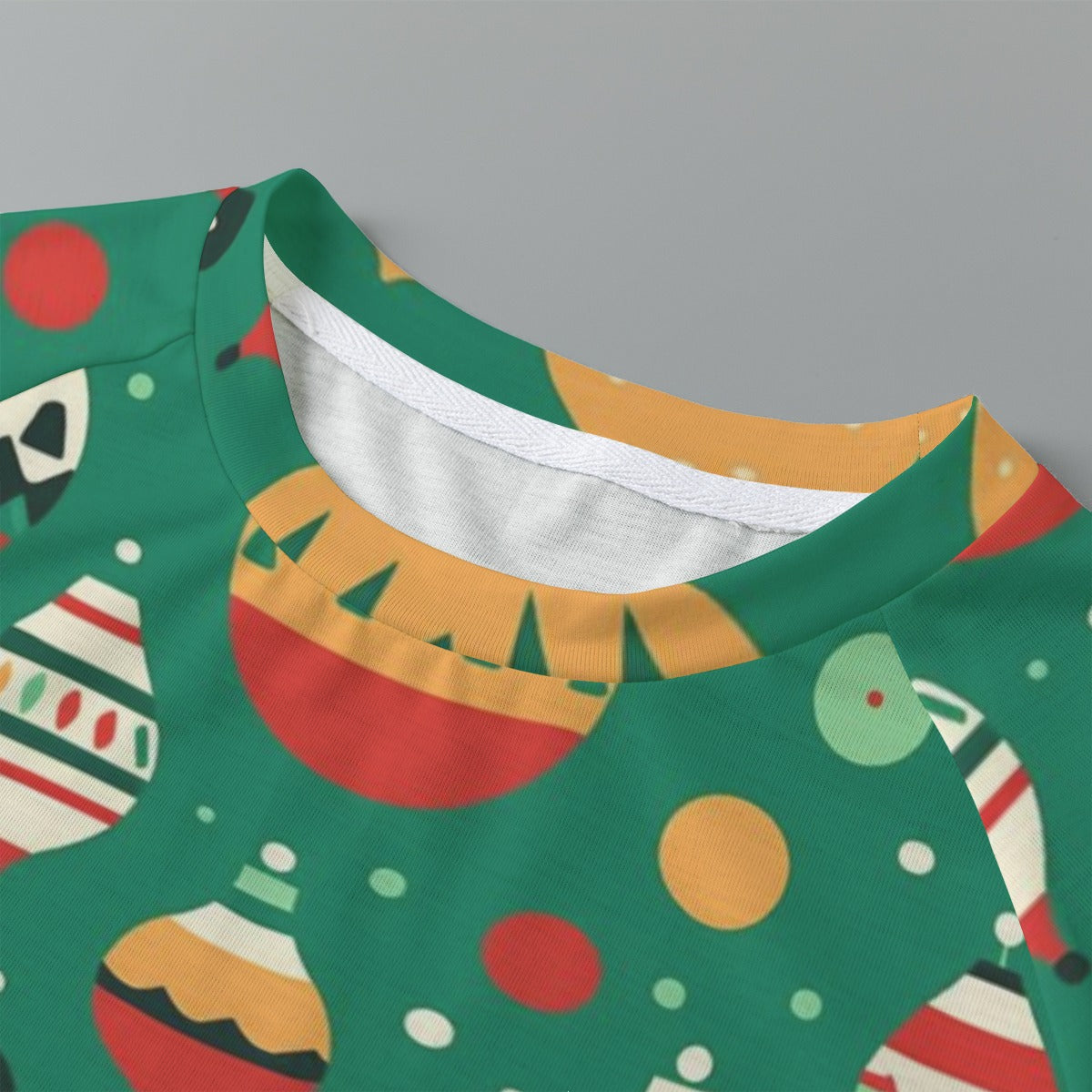 Eco-friendly  All-Over Print Women's cropped Raglan T-shirt With Short Sleeve