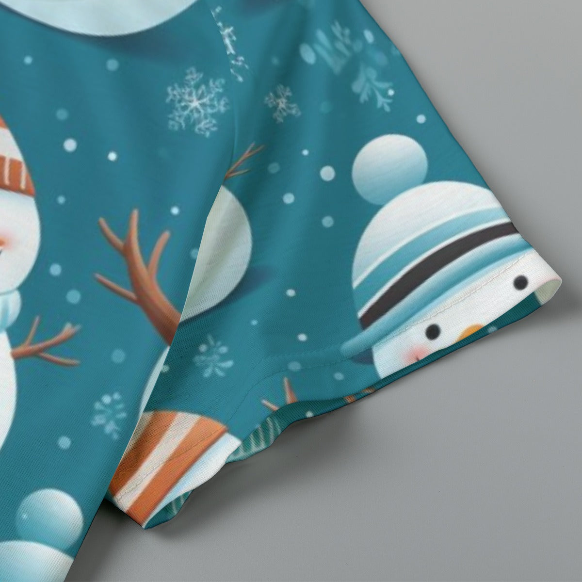 Eco-friendly  All-Over Print Women's cropped Raglan T-shirt With Short Sleeve