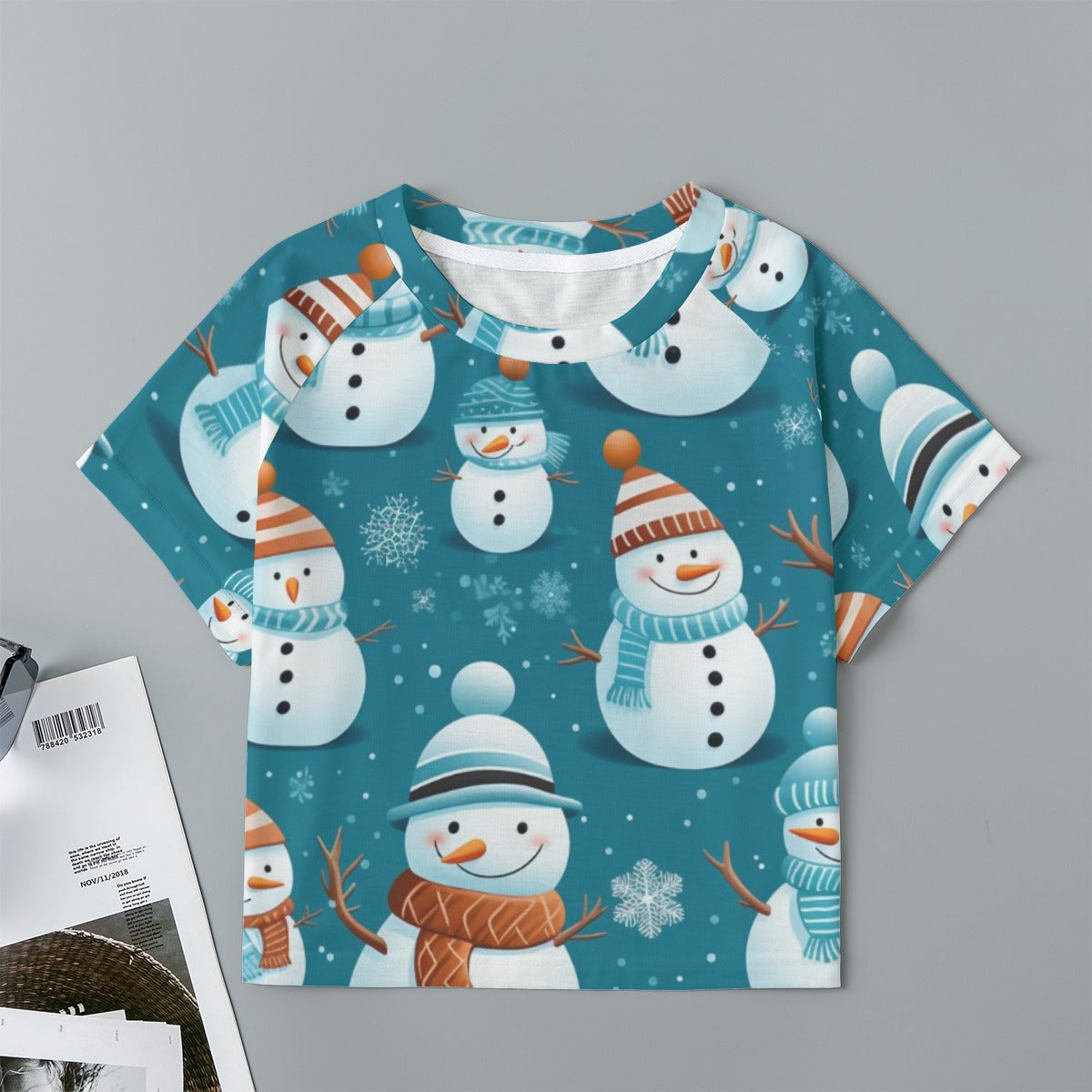 Eco-friendly  All-Over Print Women's cropped Raglan T-shirt With Short Sleeve